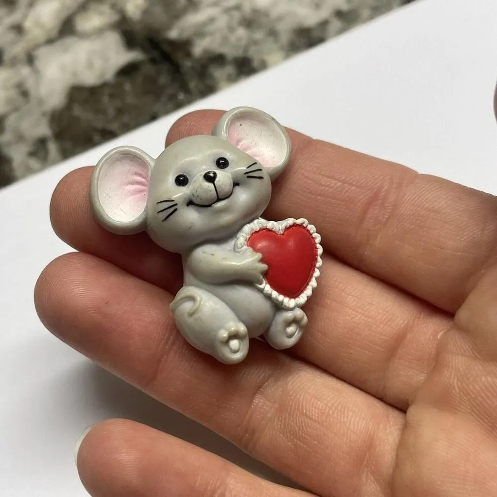 Collectible Valentine's Day Gray Mouse Holding a Heart Shaped Plastic Pin RUSS - Image 8