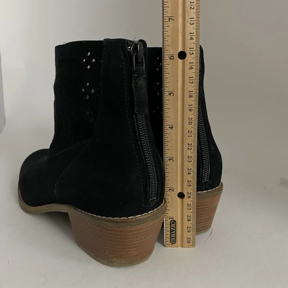 Cole Haan Womens Jayne Black Laser Cut Booties Size 8B Dark Academia Work Office - Image 8