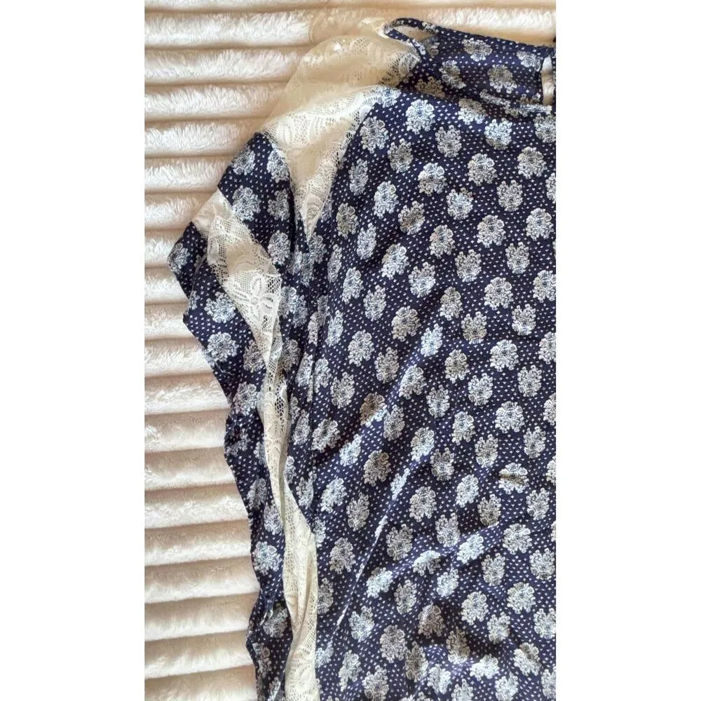 Women's Floral Print Top with Lace Detail Spring Easter Fashing Med - Image 2