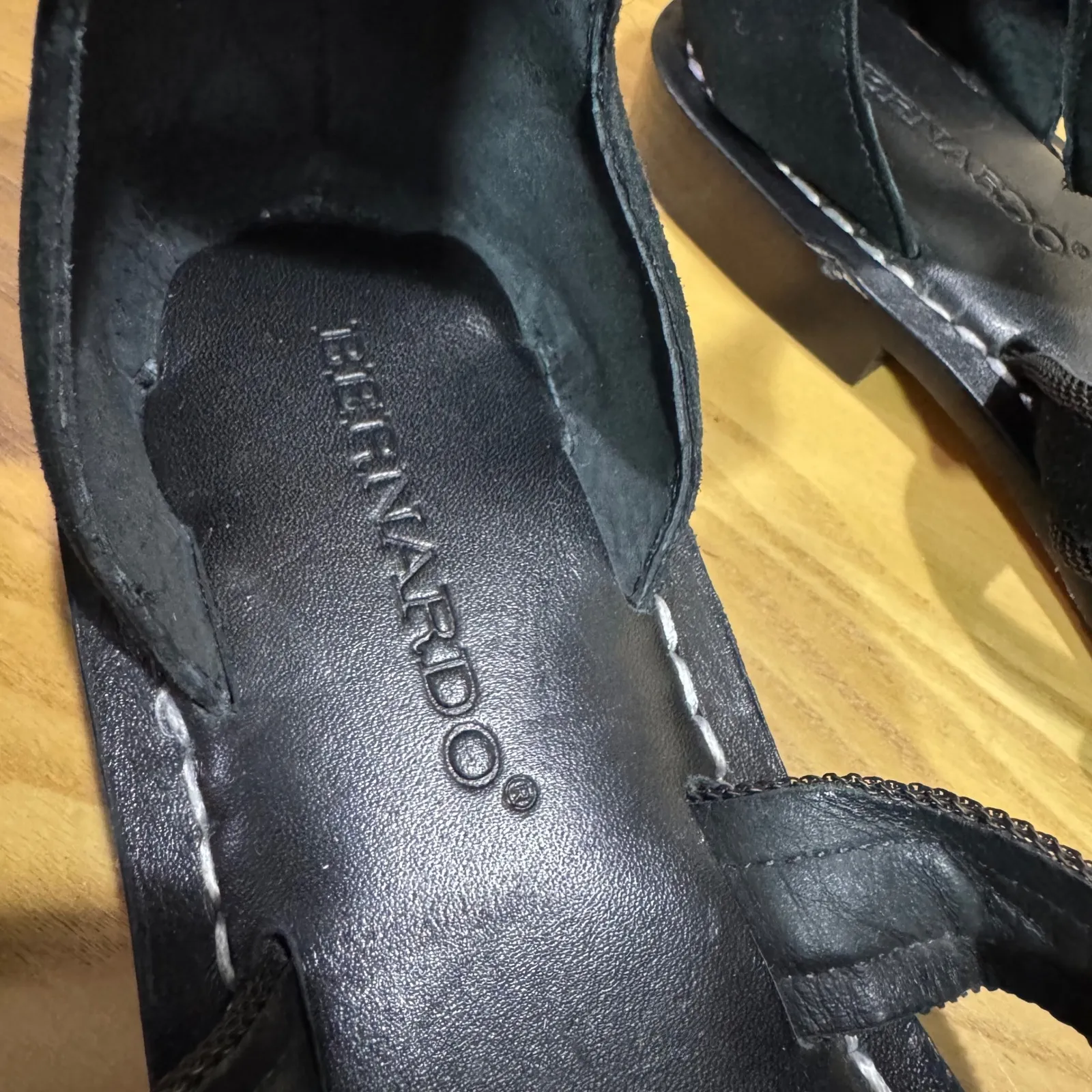 Bernardo Theo Black Suede Strappy Gladiator Strap Sandals Size 9 - Image 7