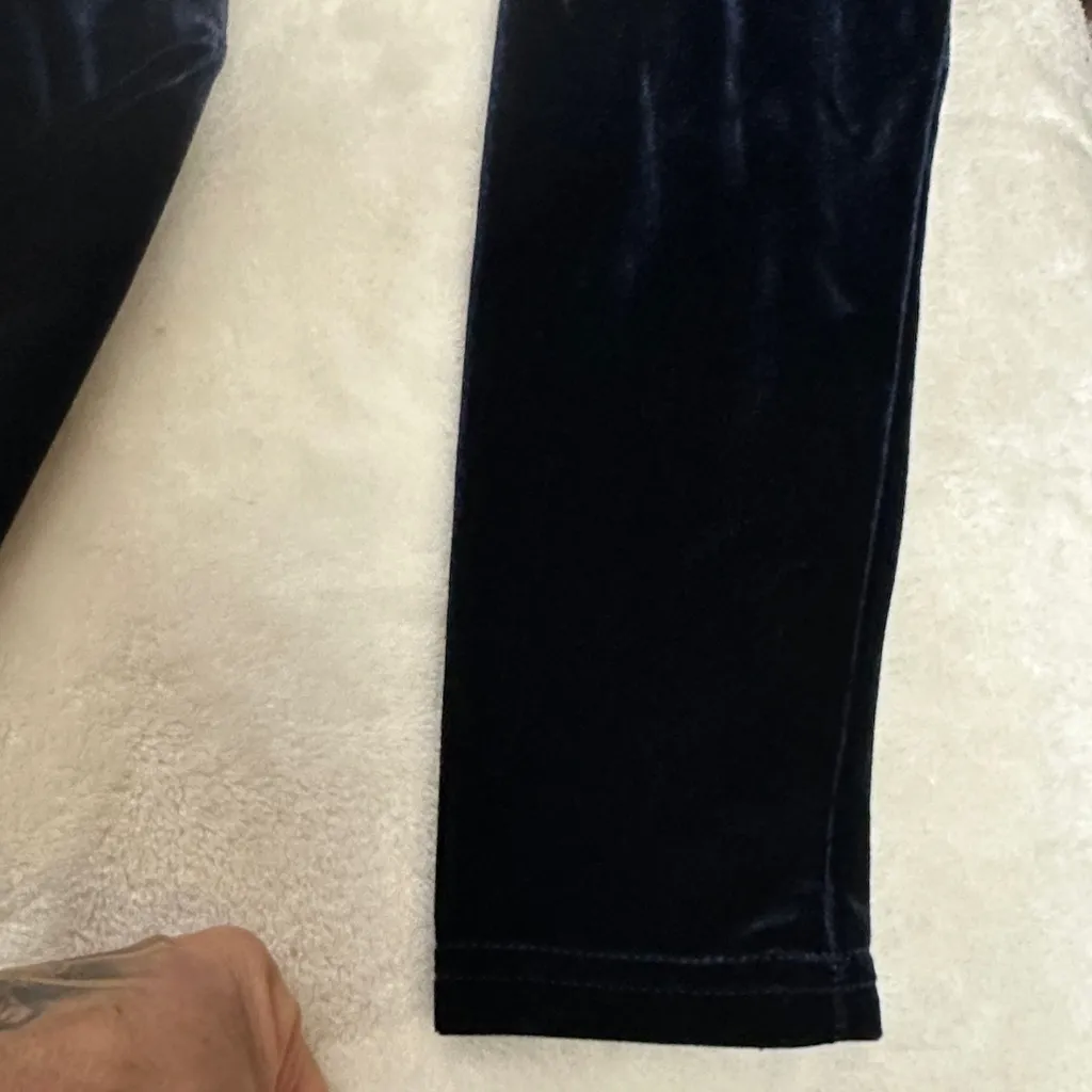 Chic Royal Blue Velvet Women's Tunic Top perfect for holiday Size M - Image 9