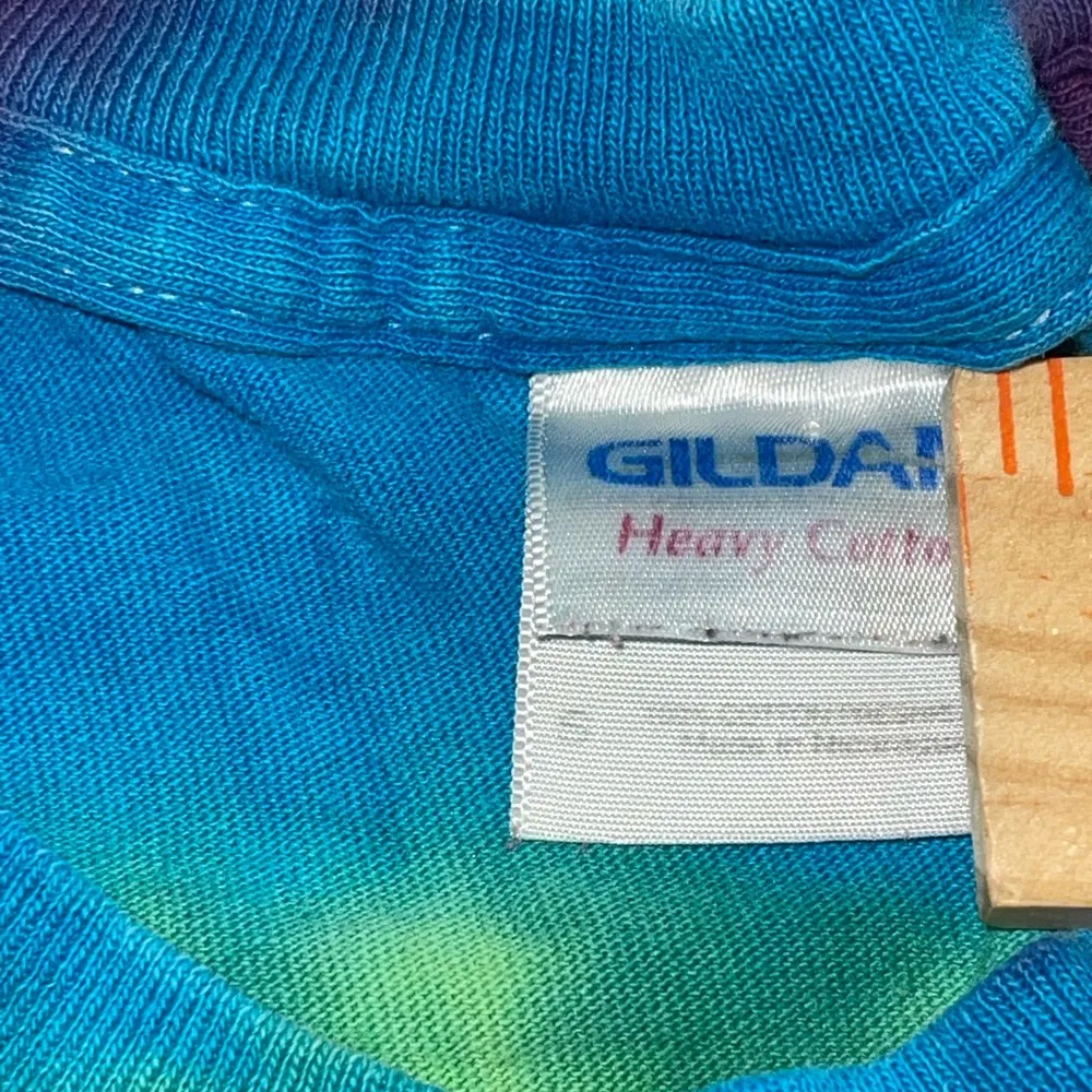 Buc-ee’s tie dye t-shirt tee peace love beaver nuggets size S - Image 5