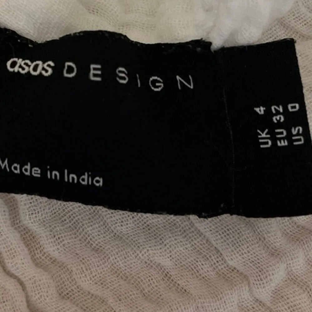 ASOS DESIGN Women Textured White Square Neck Sleeveless Wide Strap Crop Top SZ 0 - Image 3