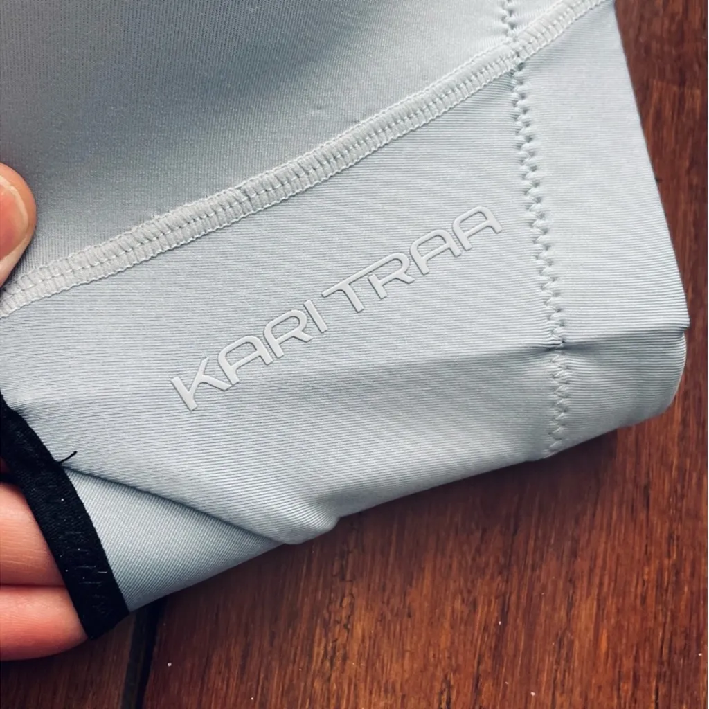 Kari Tara Idunn Goddess Sports Bra in Calm 34C Blue Size undefined - Image 7