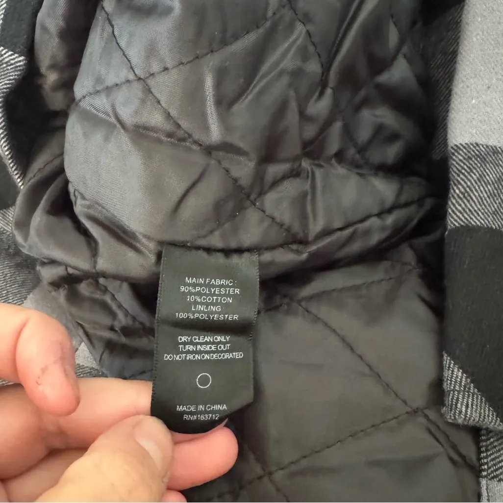 NWT! Adult Kansas City Chiefs black and gray full zip plaid flannel jacket Large - Image 6