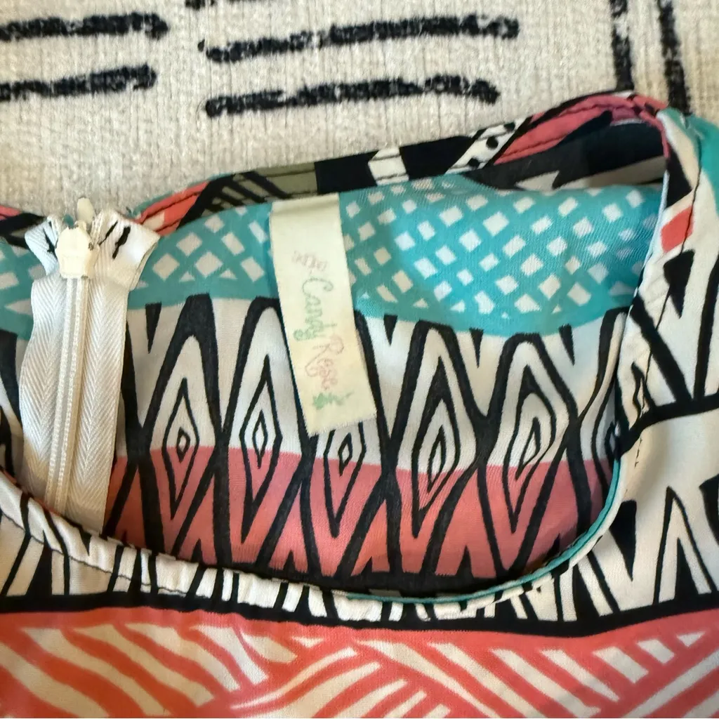 Geometric Patterned Dress - Image 3