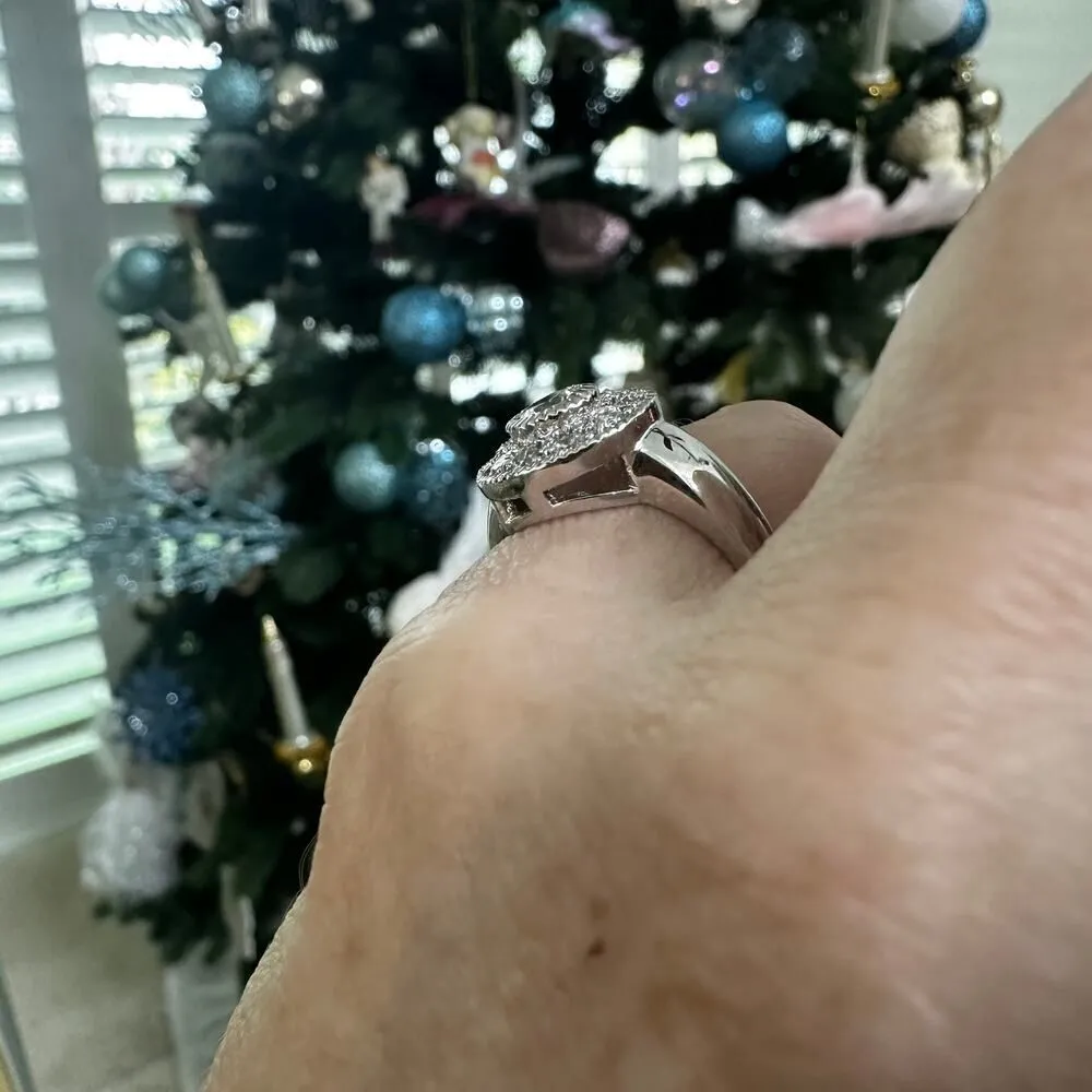 Pave Set Cubic Zirconia Sterling Silver Ring Size 7 Silver - Image 15