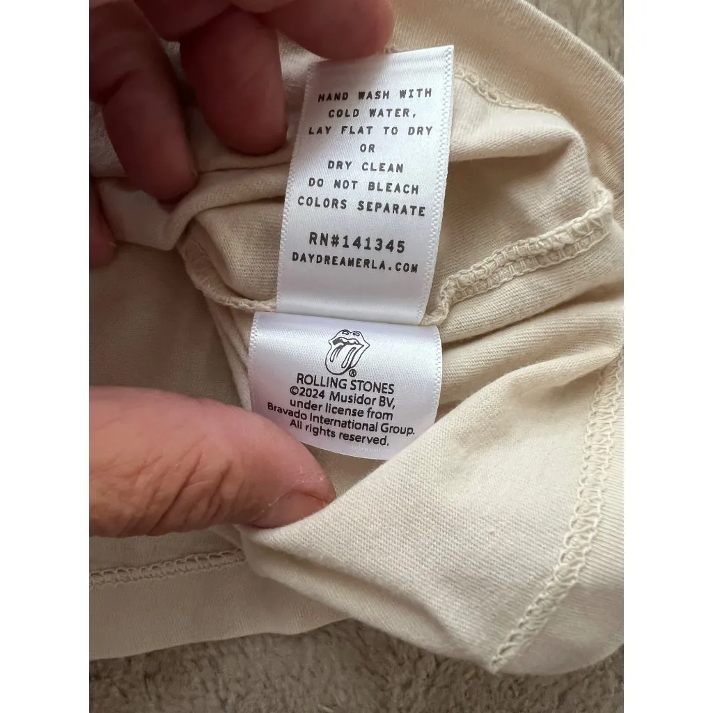 Rolling Stones Graphic T-Shirt By Daydreamer XS Beige Red & Blue Stars - Image 7