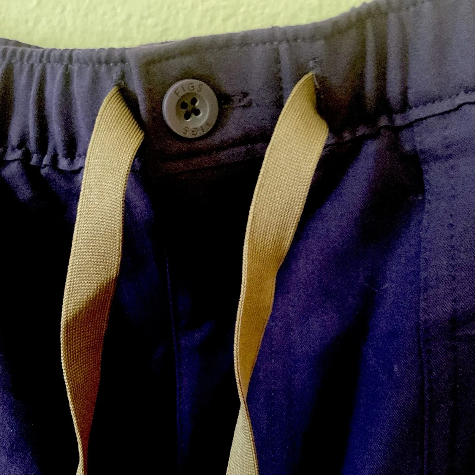 Figs Scrubs Pants‎ Women  Med  Purple Cargos Pocket Bottoms Technical Collection - Image 5