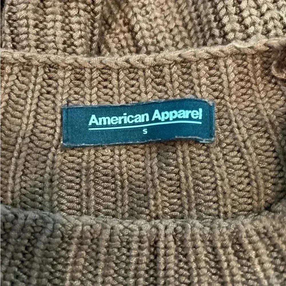 American apparel warm orange brown sweater in size small - Image 5