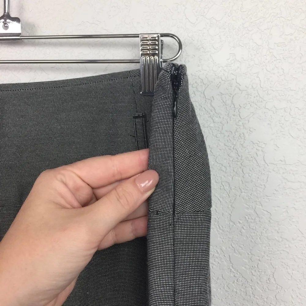 HARVE BENARD Pencil Skirt with Back Detail Sz 10 - Image 3