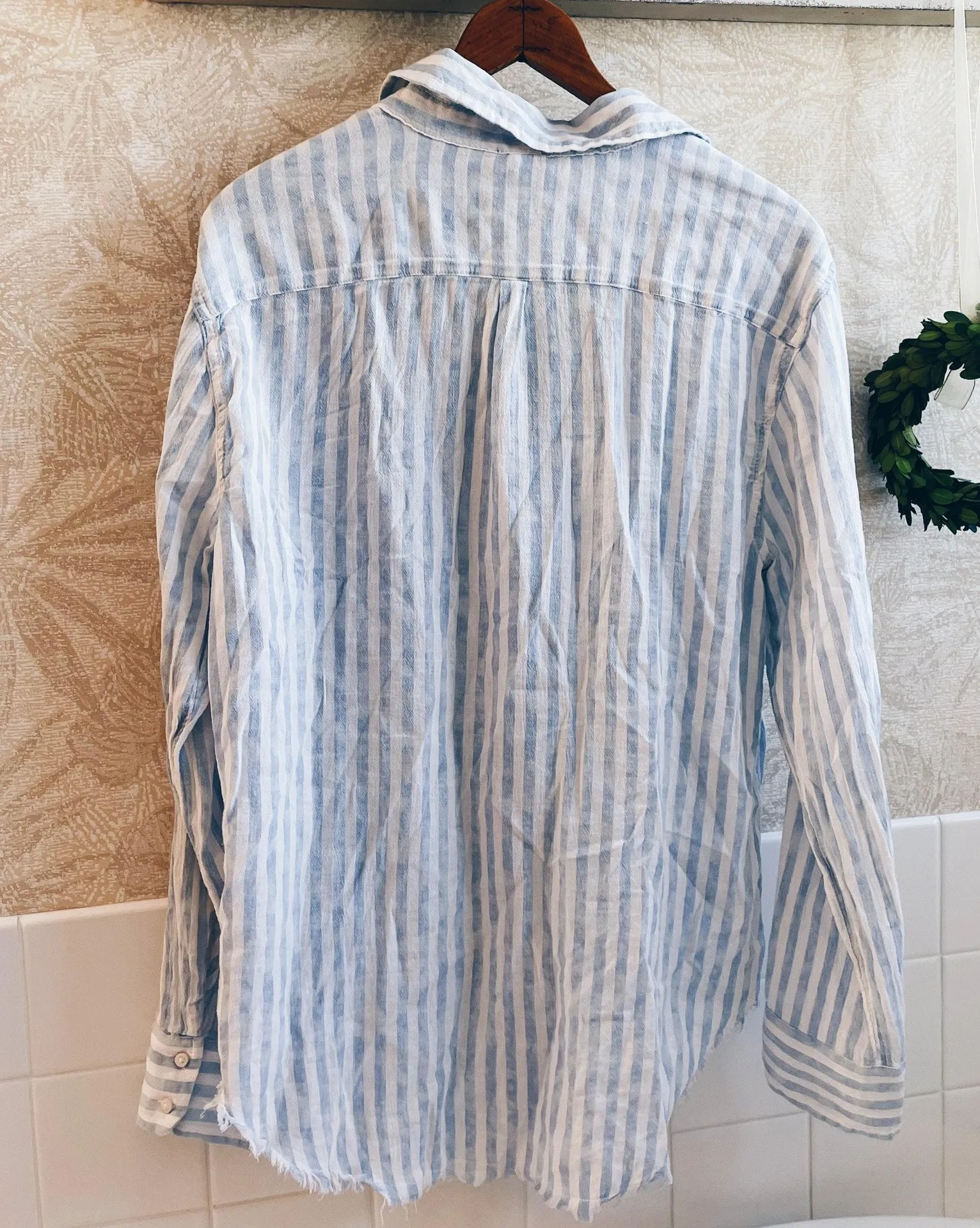 Aerie Button Up Top - Image 4