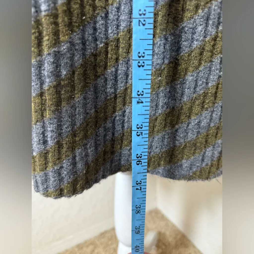 Theory‎ Diagonal Stripe Mock Neck Knit Sweater Tunic Size Large Wool Blend - Image 4