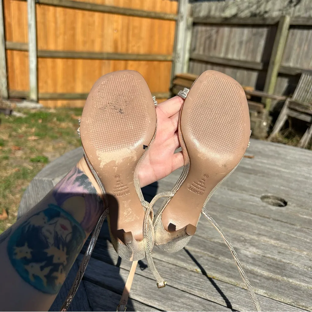 Schutz Gold Altina Embossed-Leather Sandal - Size 5.5‎ - Image 9