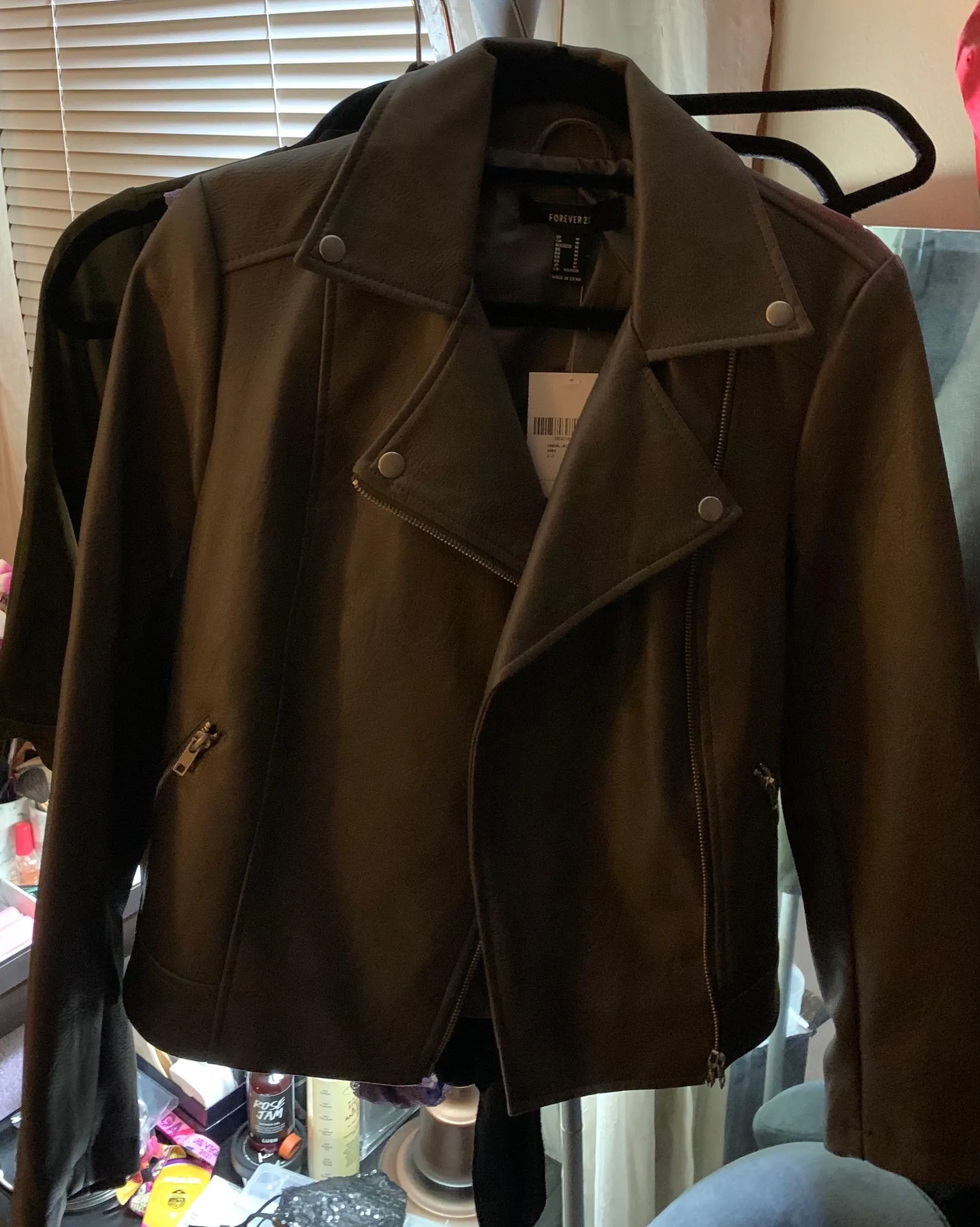 Nwt Gray Biker Jacket Size M - Image 4