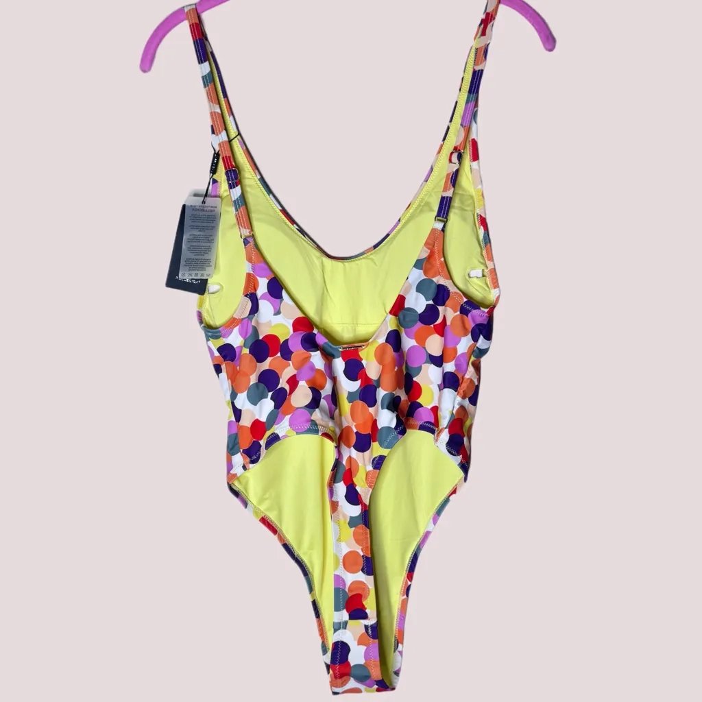 NWT‎ RELLECIGA Polka Dot High-Leg V-Neck One Piece Swimsuit - Med - Image 5