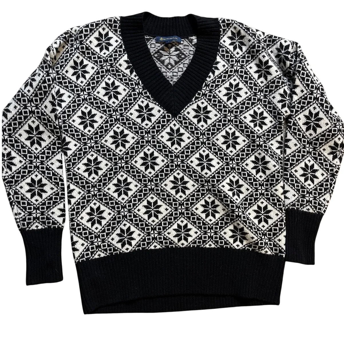 Brooks Brothers Wool Blend Black & White Snowflake V-Neck Sweater Size Small - Image 3