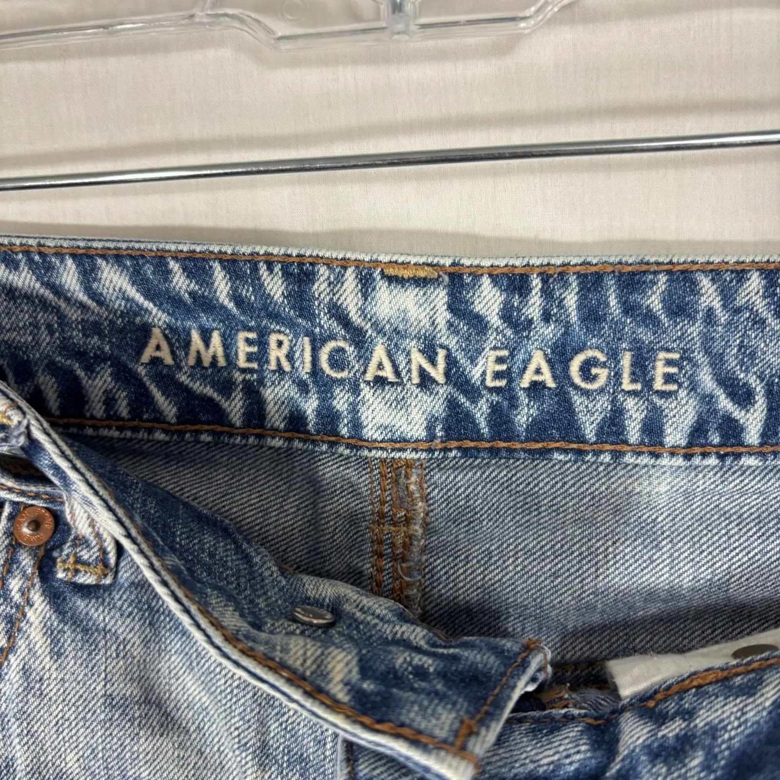 American Eagle Distressed Tomgirl Jeans Womens Button Fly Sz 6 Grunge Skater - Image 7