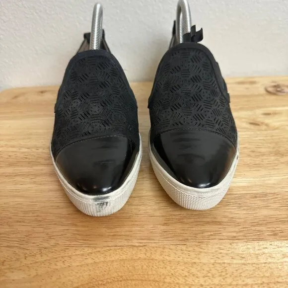 Karl Lagerfeld Paris Women's Laser Cut Slip - Image 2