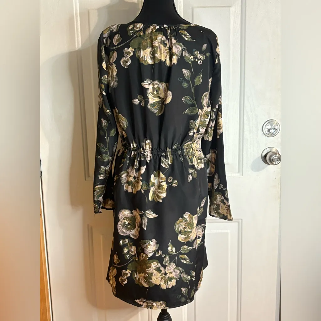 J. Crew Black Floral Long Sleeve Dress w/elastic waist & cross over bottom sz 6 - Image 4