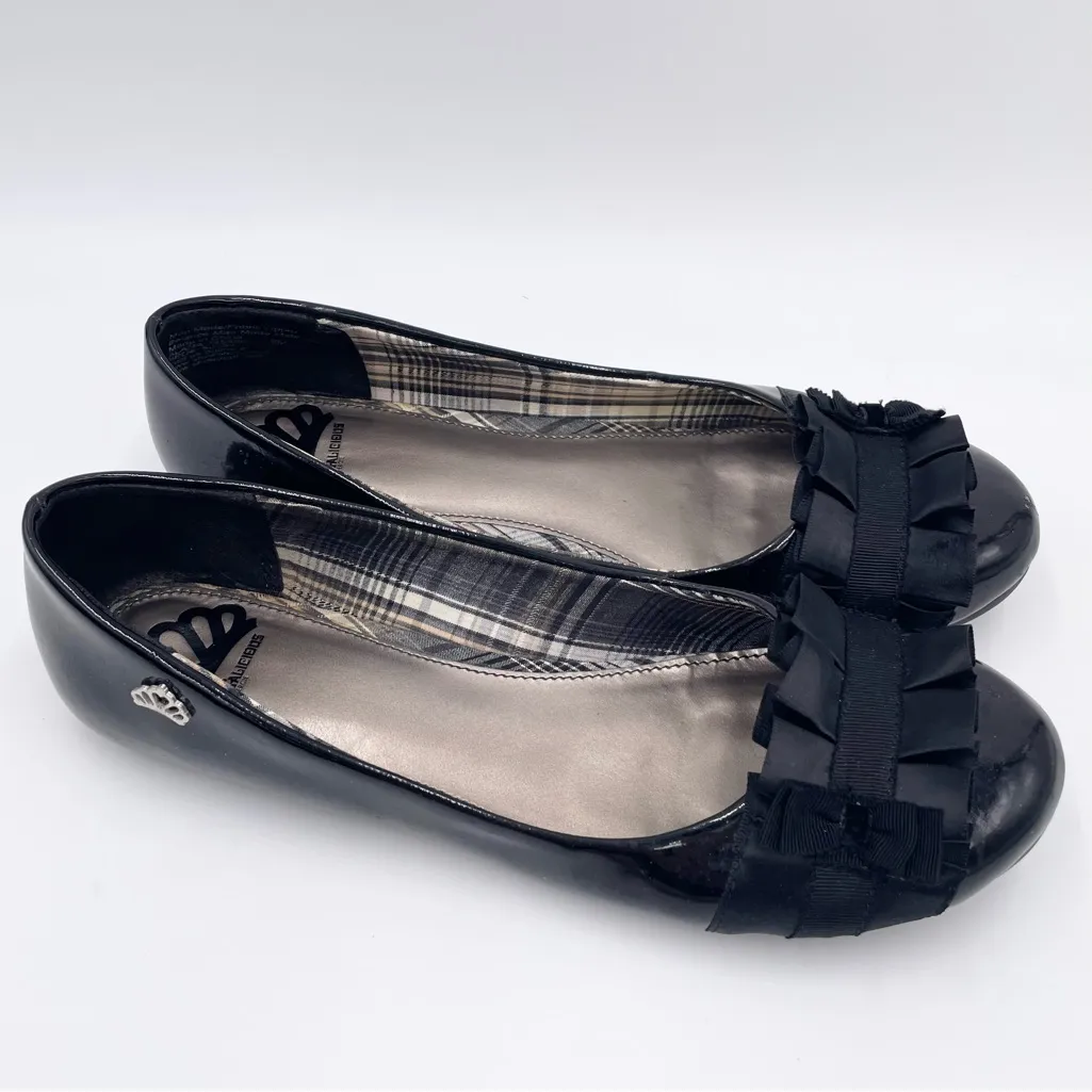 Fergalicious Alana Ballet Flats Size 9 Black Faux Patent Ruffled Ribbon Y2K - Image 2