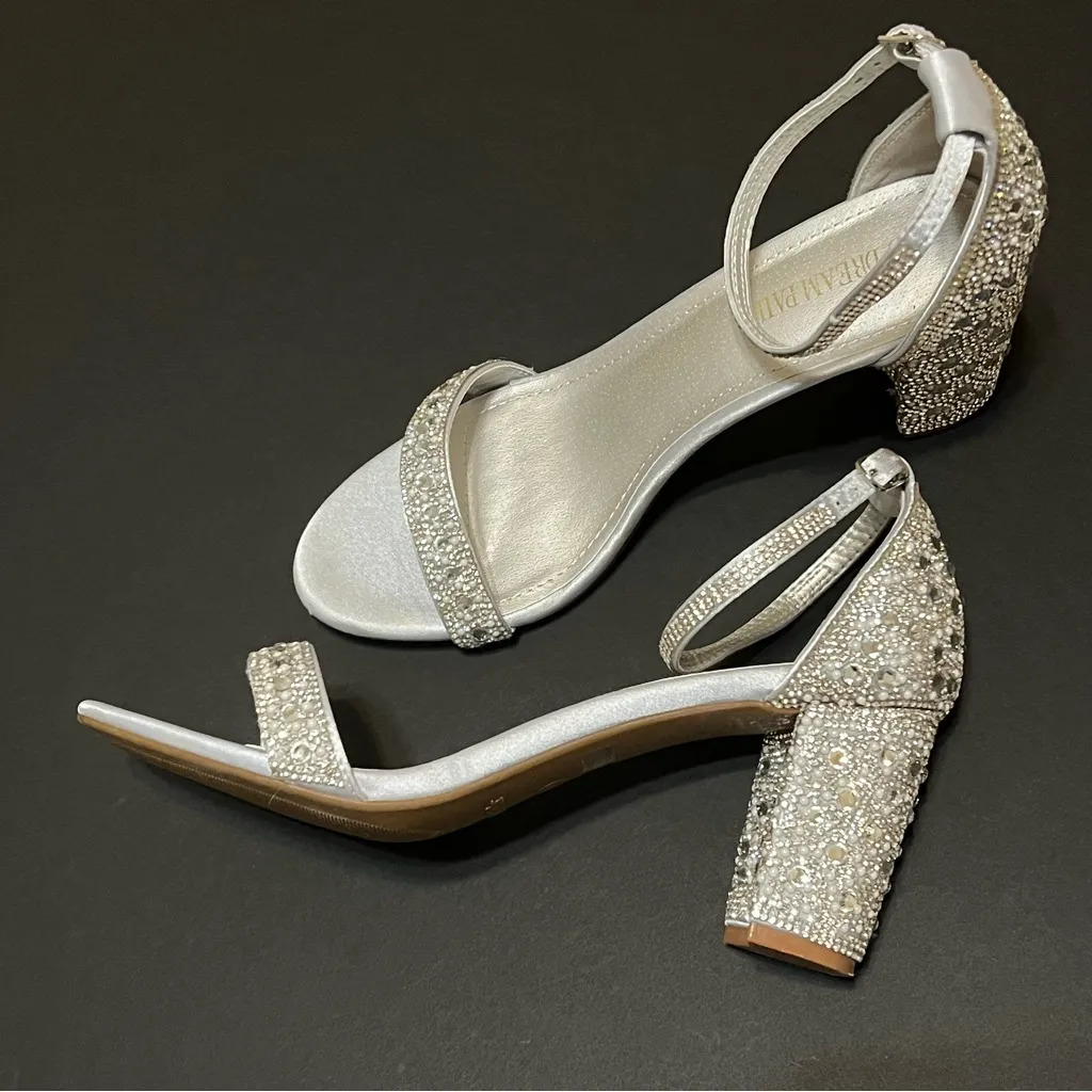 Dream Pairs bejeweled high heel sandals, sz 10,silver satin and rhinestones, NEW - Image 2