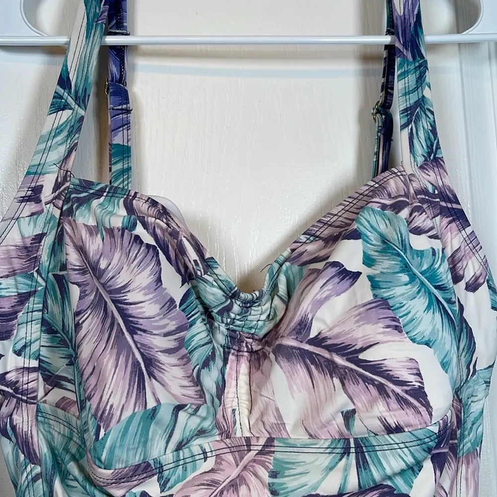 Elemar White Tropical Leafy Ruched Swimsuit Purple Teal Size 18 EUC #0448 - Image 4