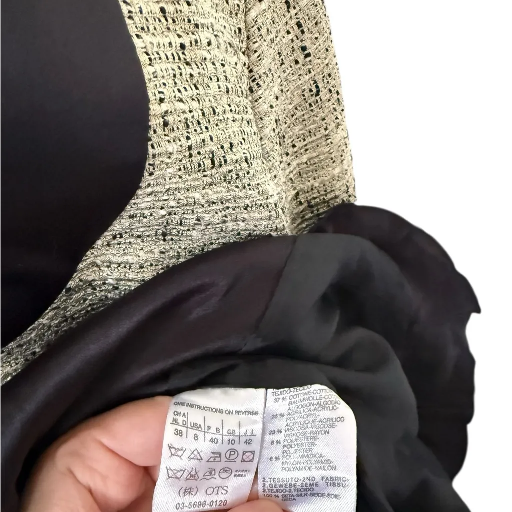 Max Mara Tweed Cropped Beige and Black Jacket - Image 8