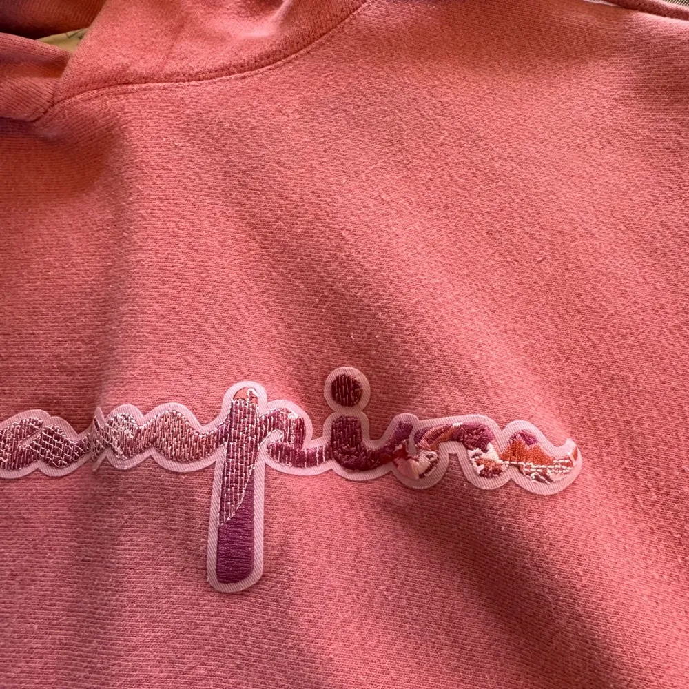 Vintage 1980’s Reverse Weave Women's Champion Hoodie, Small, Pink Rose - Image 9