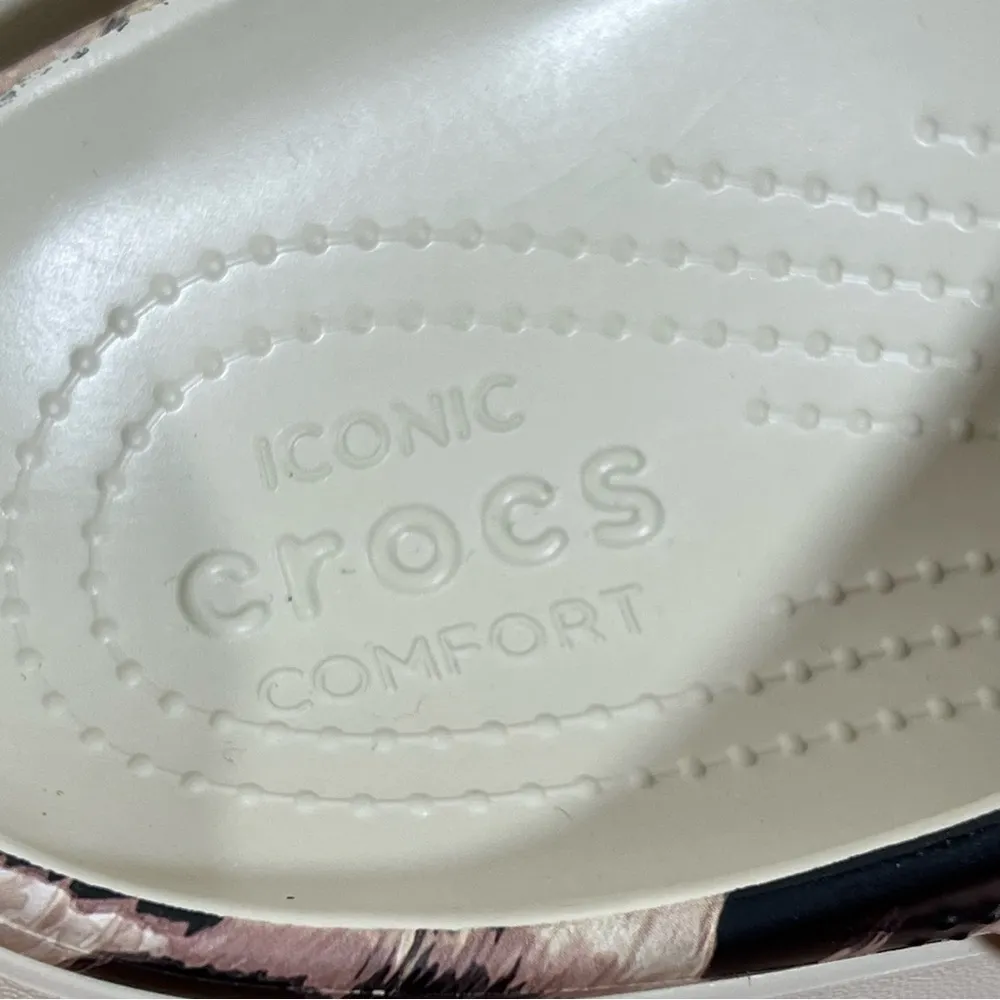 Crocs Platform Animal Print Remix Clogs Size 10 - Image 7