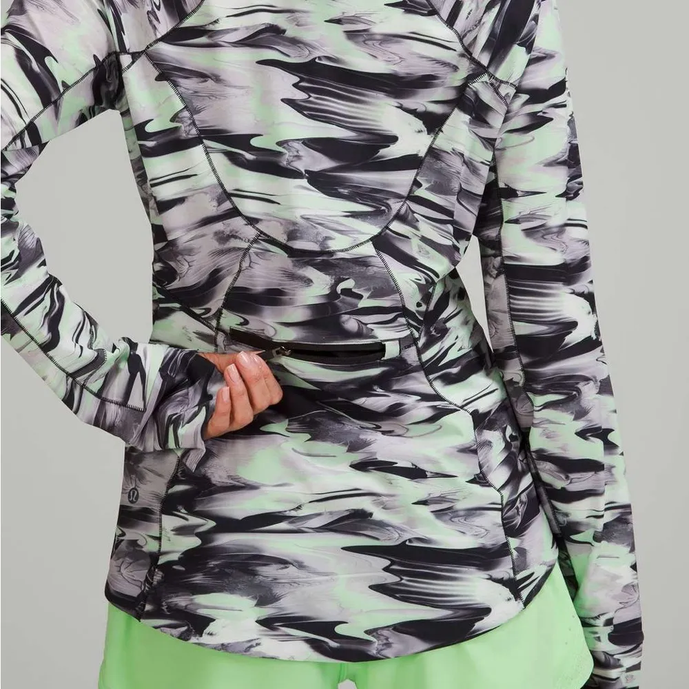 Lululemon  Mist Over Windbreaker Paint Glide Multi - Image 5