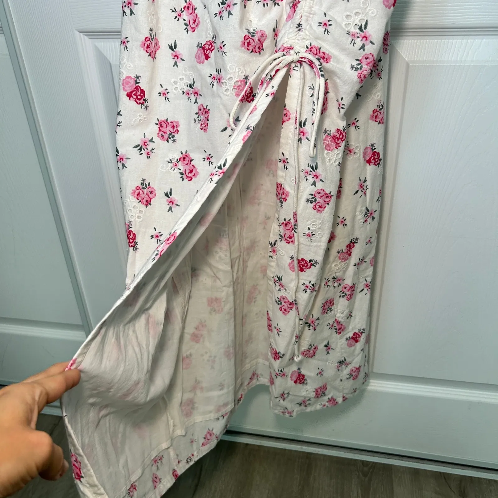 Zara NWT Floral Ruched Midi Dress Small Sweetheart Neck Button Smocked Back - Image 4