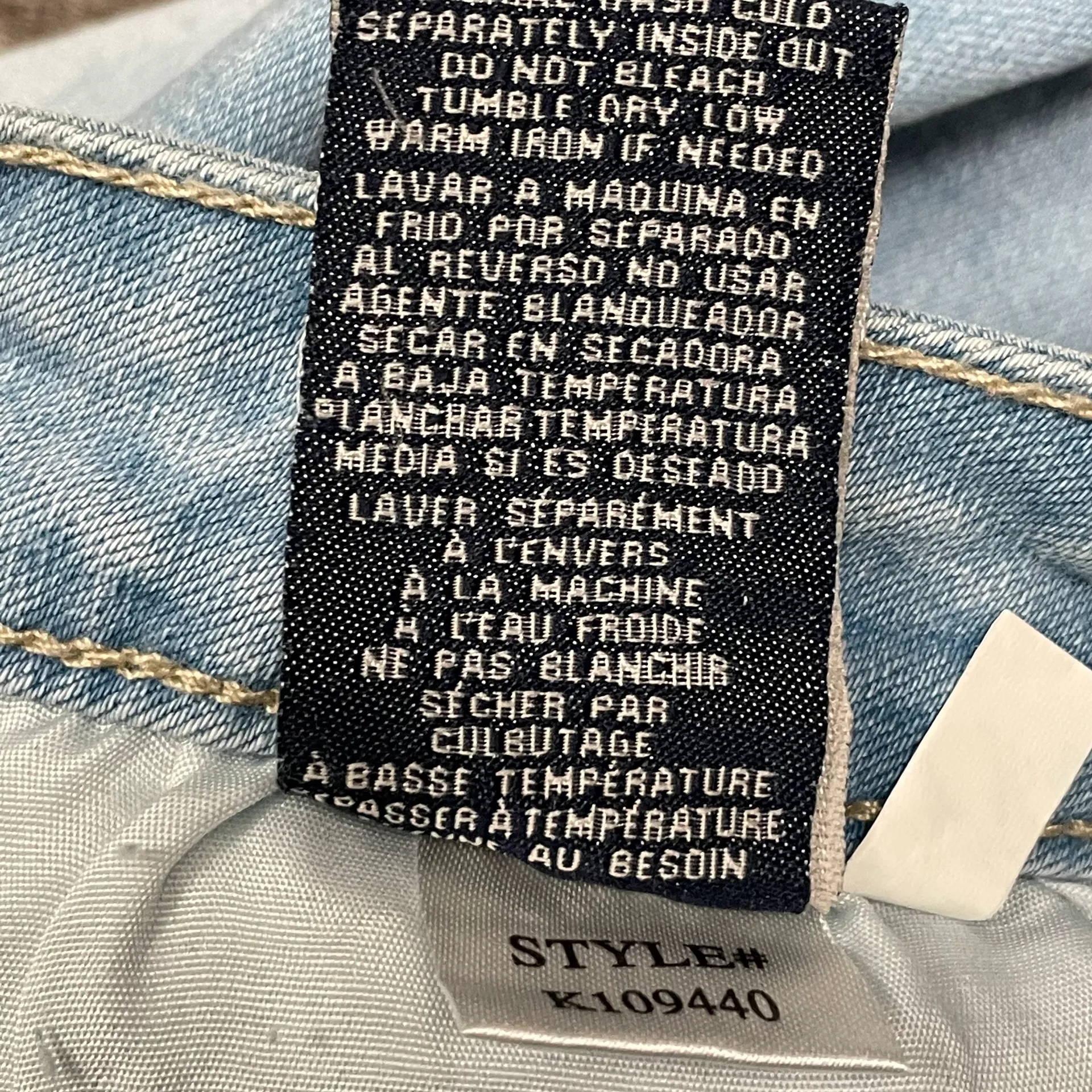 Light Blue Denim Raw Hem Button up Skirt Size 11/30 - Image 9