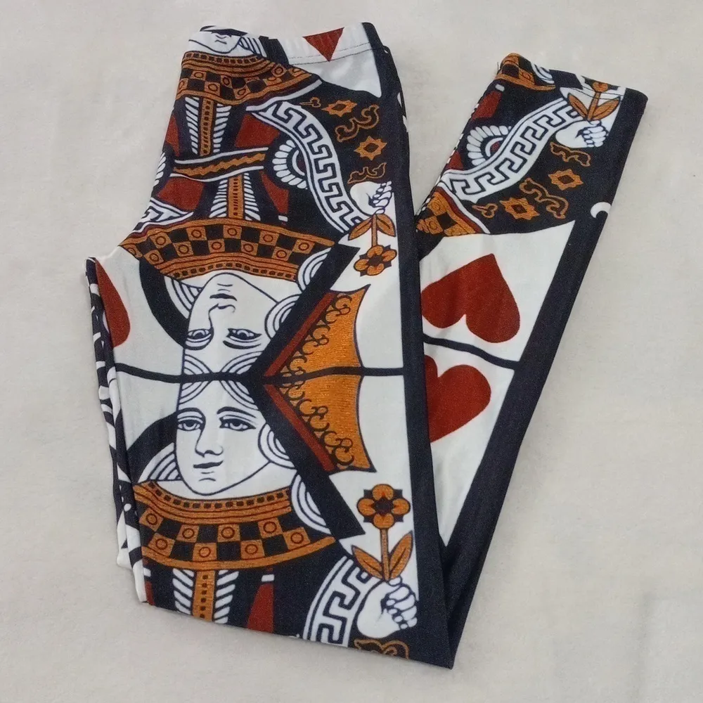 Blackmilk Style Casino Queen Of Hearts Reversible Stretch Leggings - Image 3