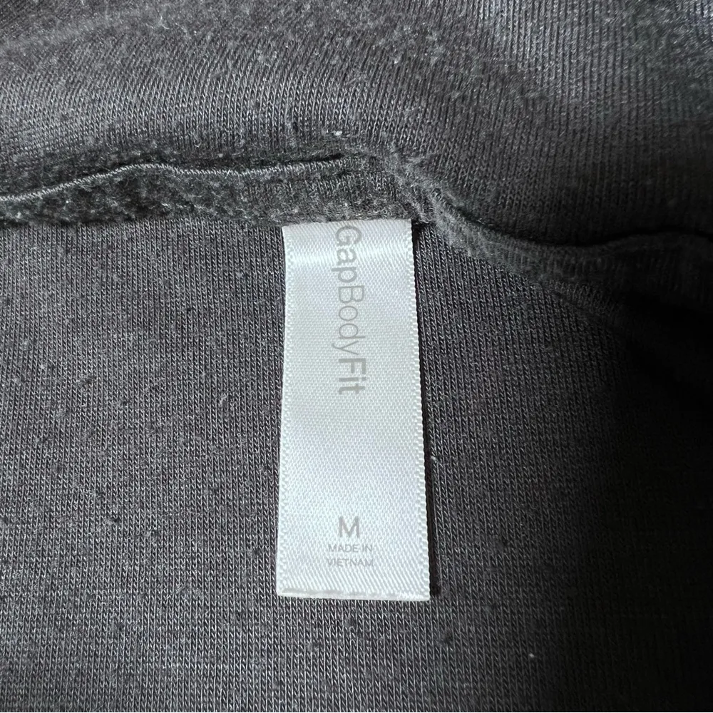 GAP Body Fit Black Lightweight Hooded Jacket - Image 8