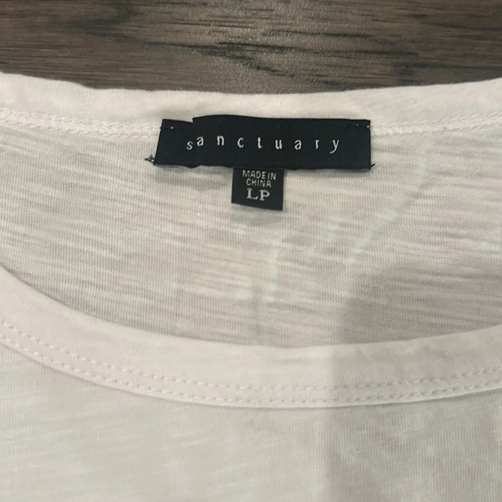 Sanctuary Petite Side Ruffle White Tee Sz LP - Image 2