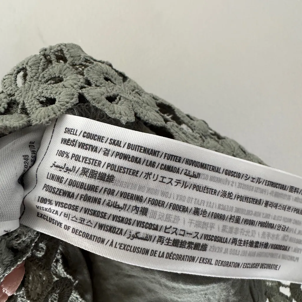 Abercrombie & Fitch Sage Green Floral Lace Cami Peplum Top - Image 8