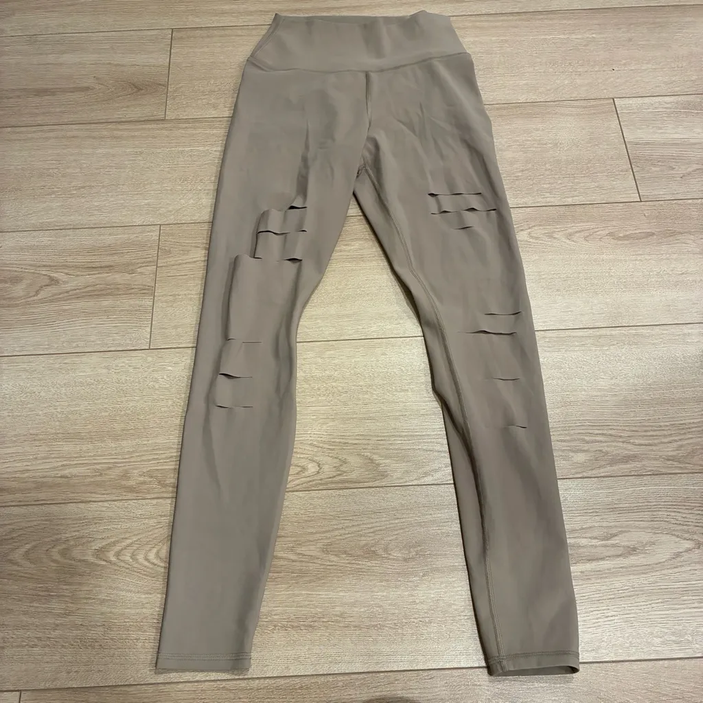 Alo Yoga Women’s Warrior Ripped Legging Tan High Waisted Ankle Size M - Image 5