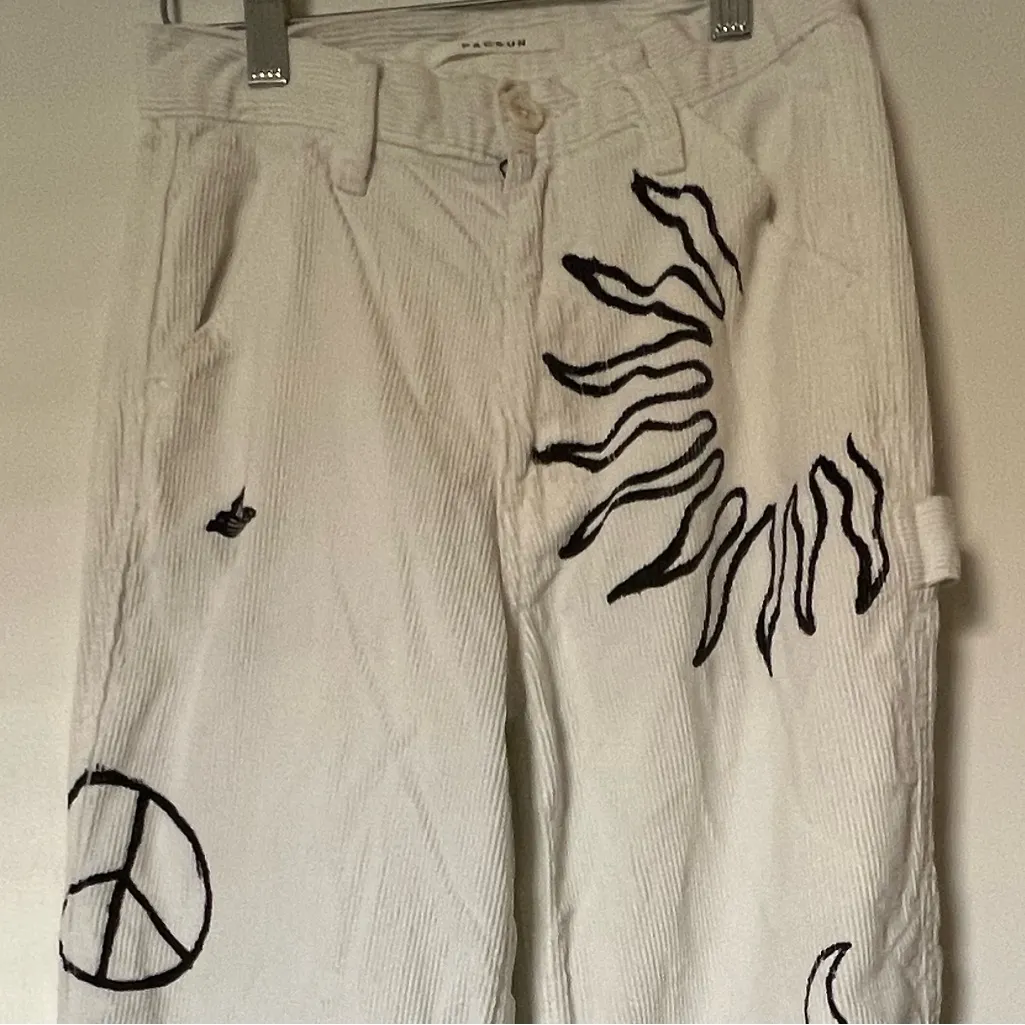 PacSun Carpenter Corduroy Pants XS Graphic Painted  Art - Image 3