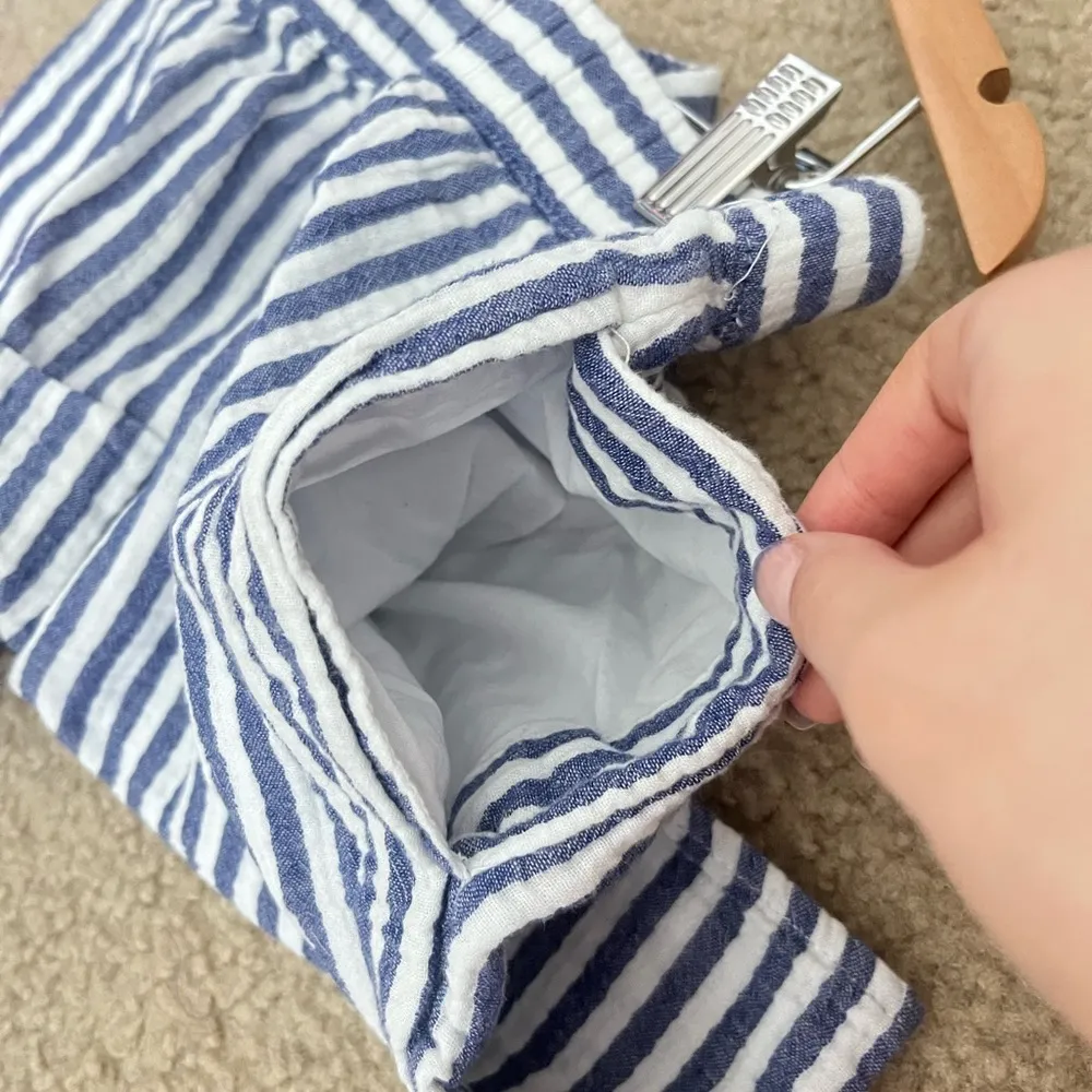 Dressy white and blue striped shorts! - Image 2