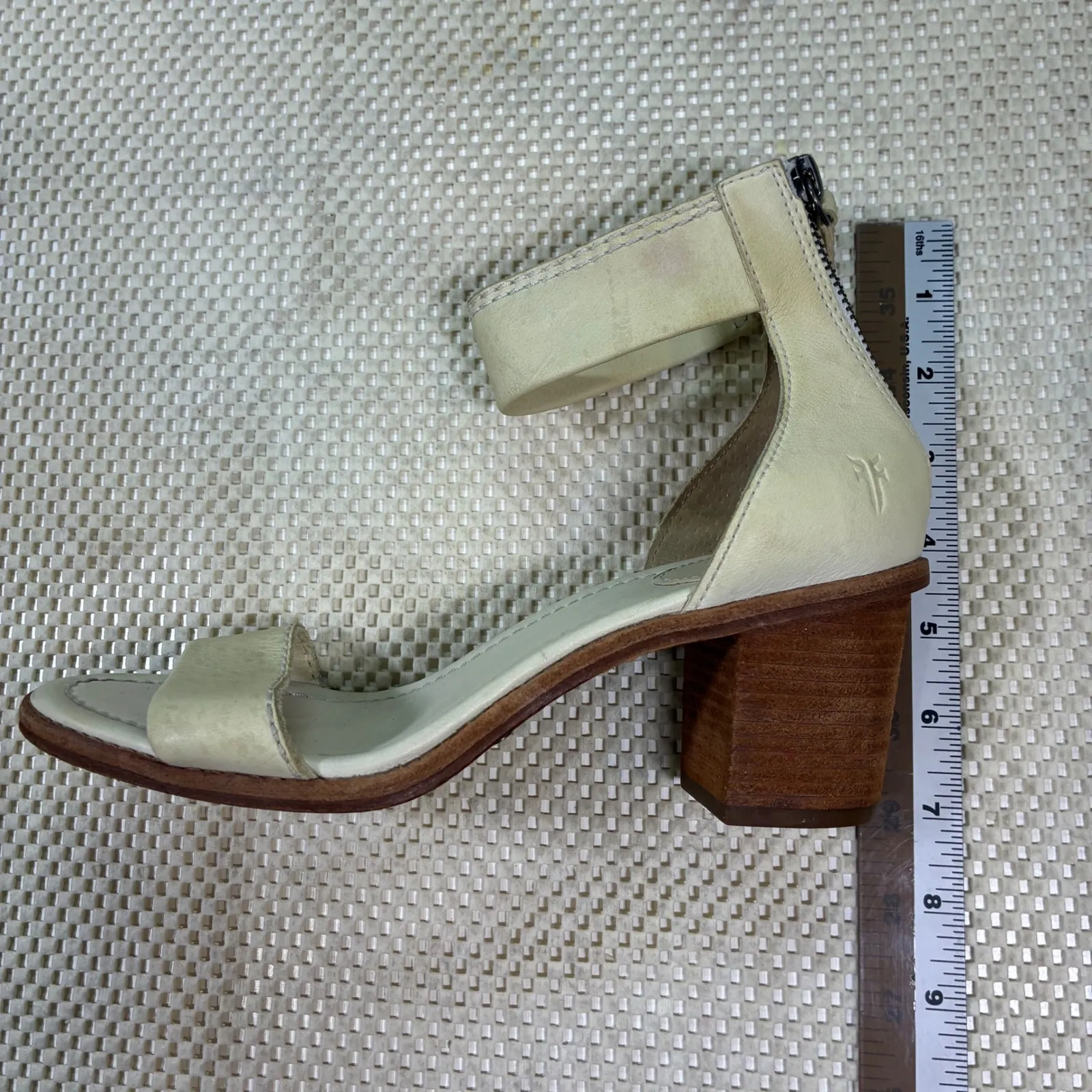 FRYE Brielle Bias Cream Leather Back Zip Ankle Strap Block Heel Sandals 7 - Image 13