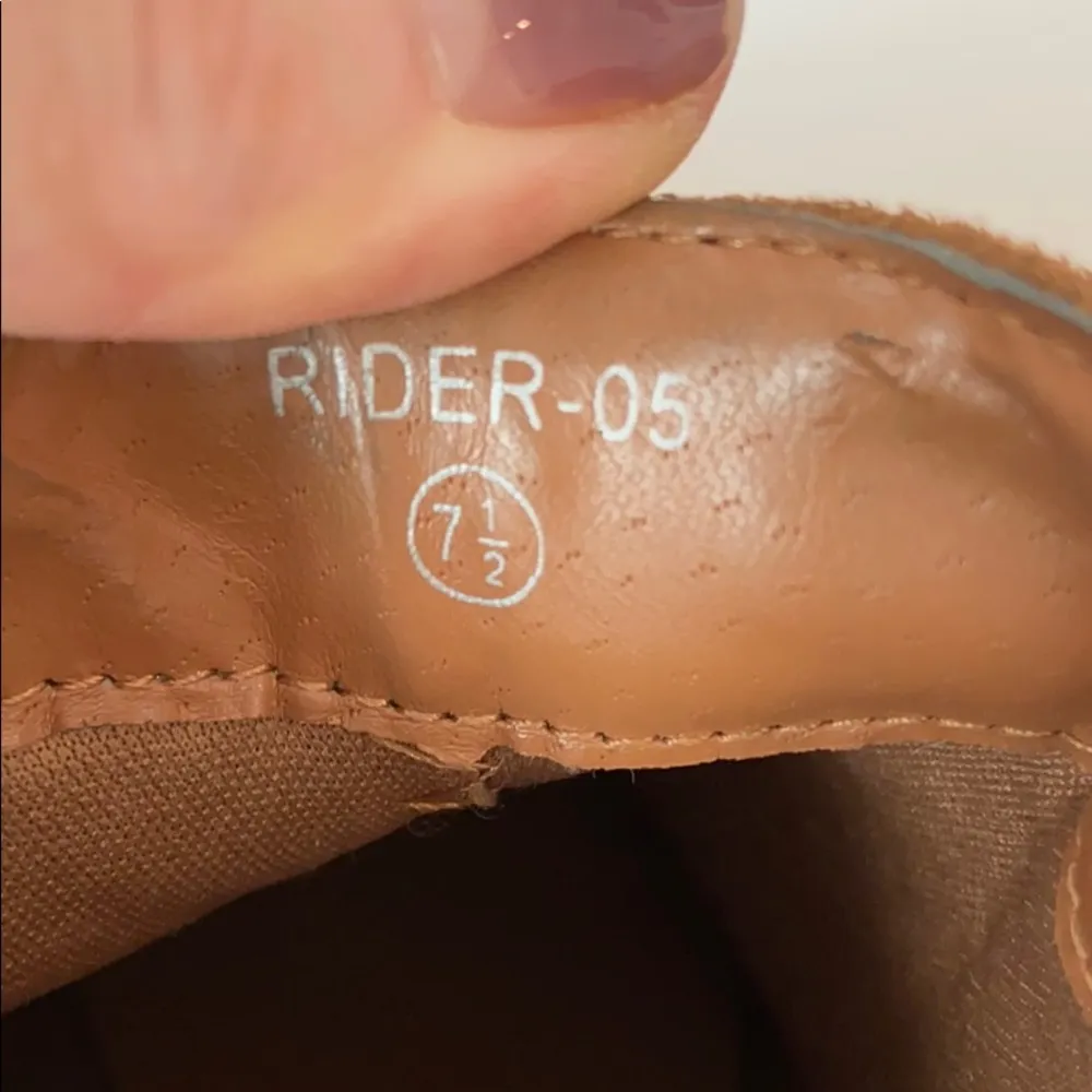 Refresh Rider Slip-On Ankle Bootie. Size 7.5 - Image 14