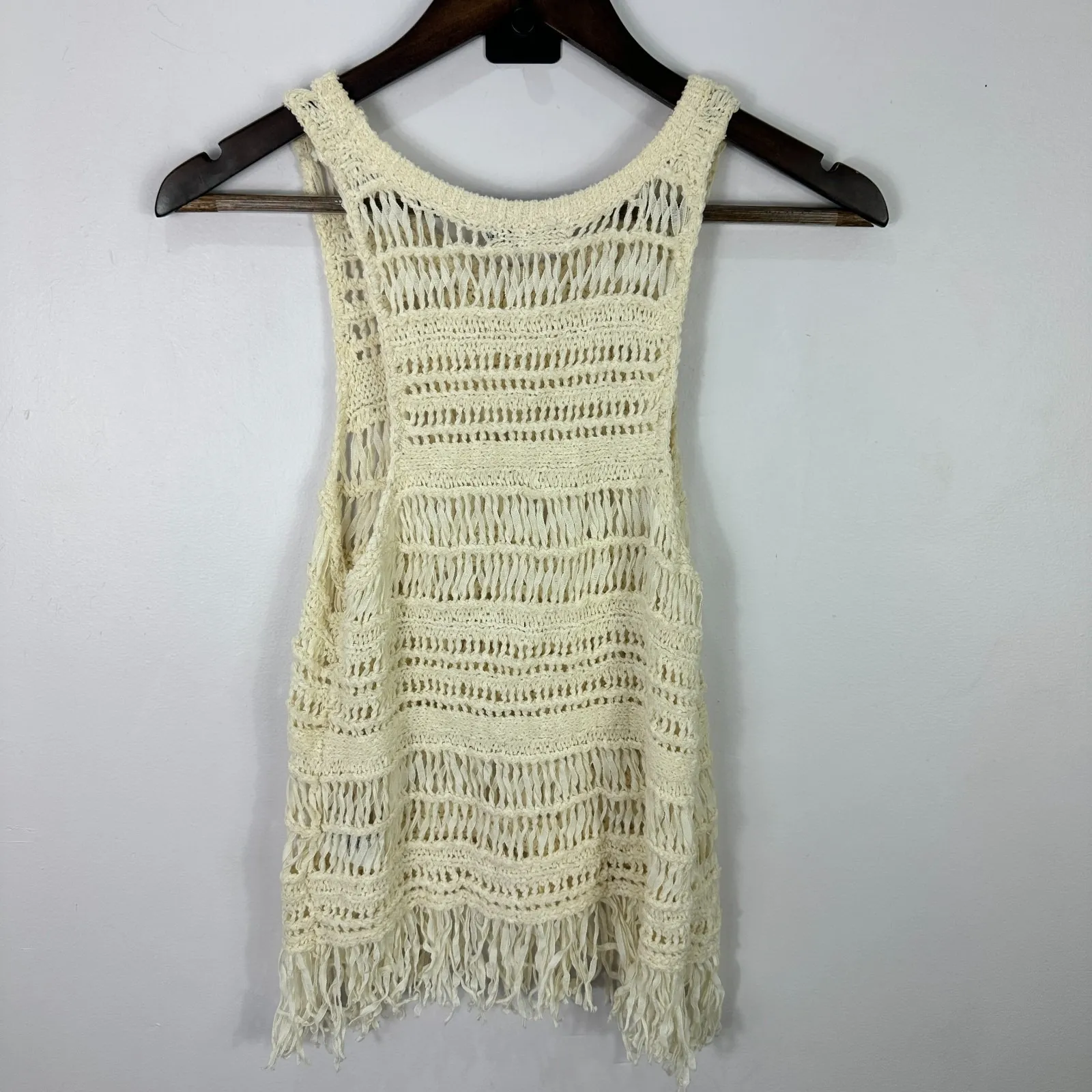 American Eagle XS Cream Crochet Knit Fringe Tank Top Boho Festival Coastal - Image 2
