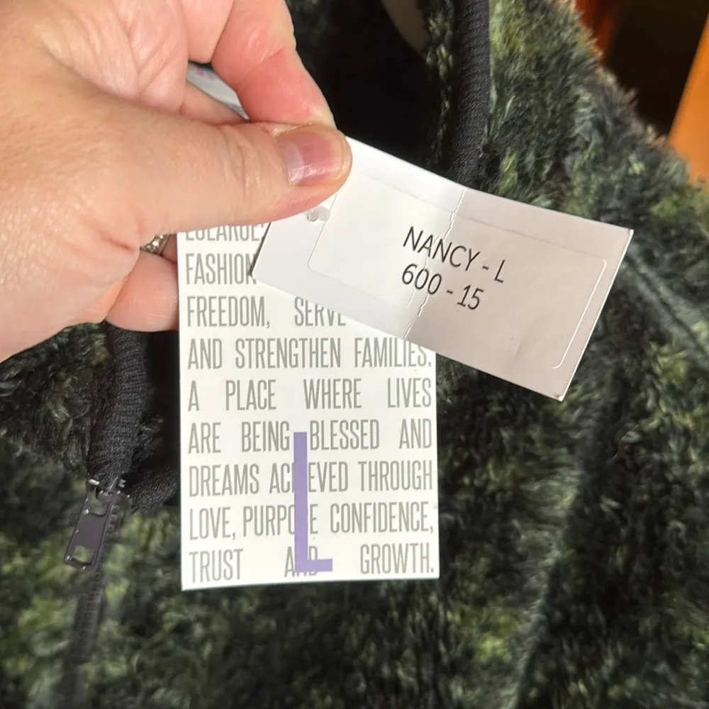 NWT LuLaRoe Nancy Half Zip Pullover SO SOFT Green Black Size Large - Image 9