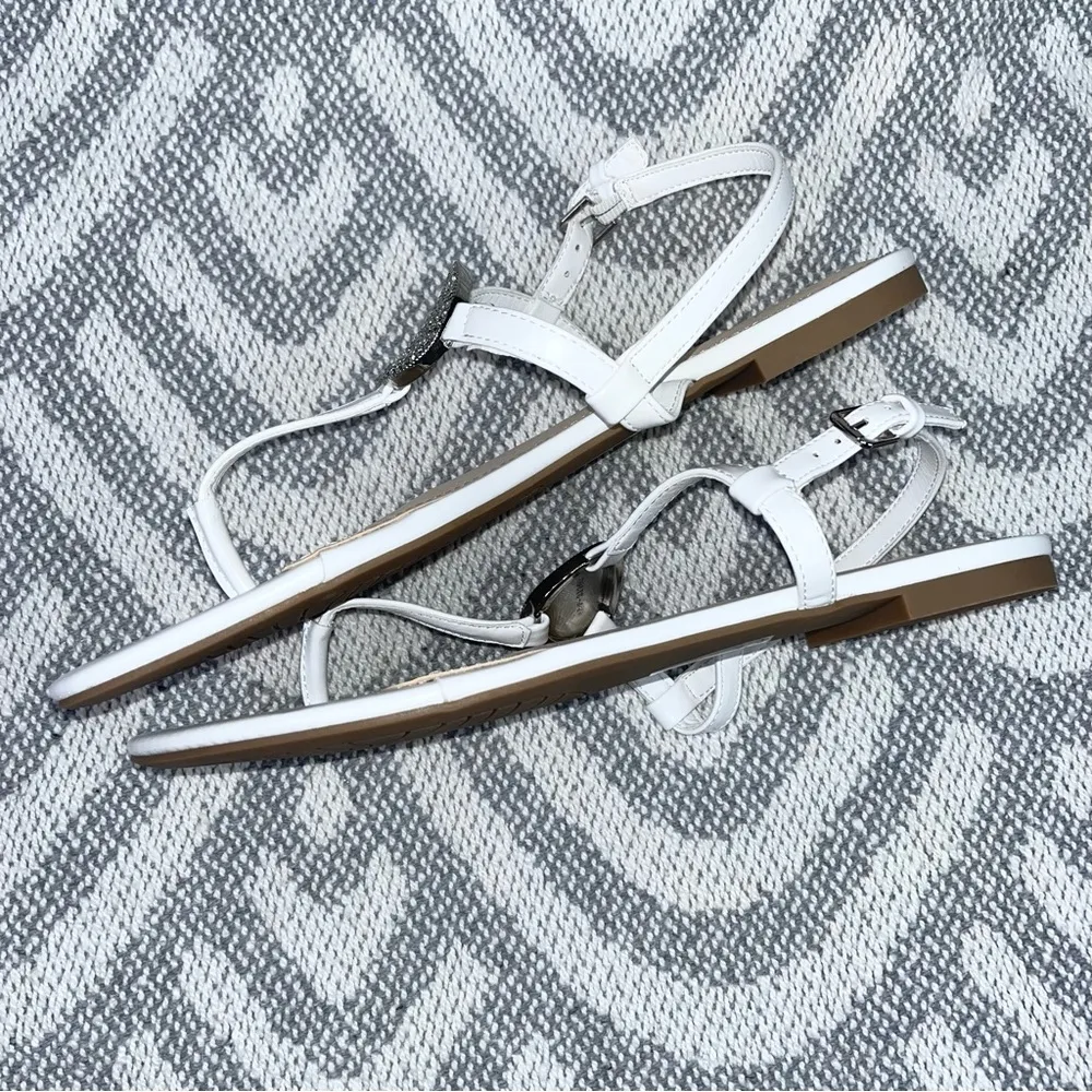 XAPPEAL Madalyn White T Strap Thong Rhinestone Sandals Flip Flops 9.5 NEW - Image 4