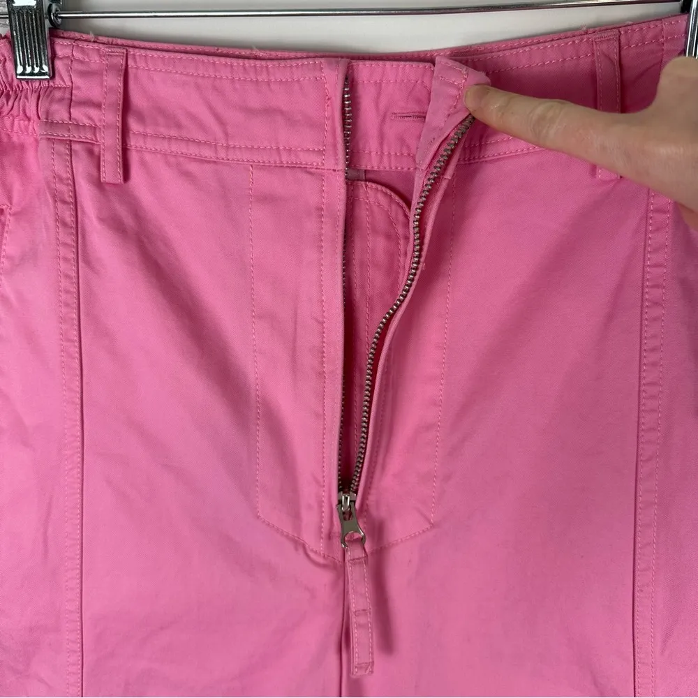 Skims Outdoor Woven Pants in Bubblegum - Image 6