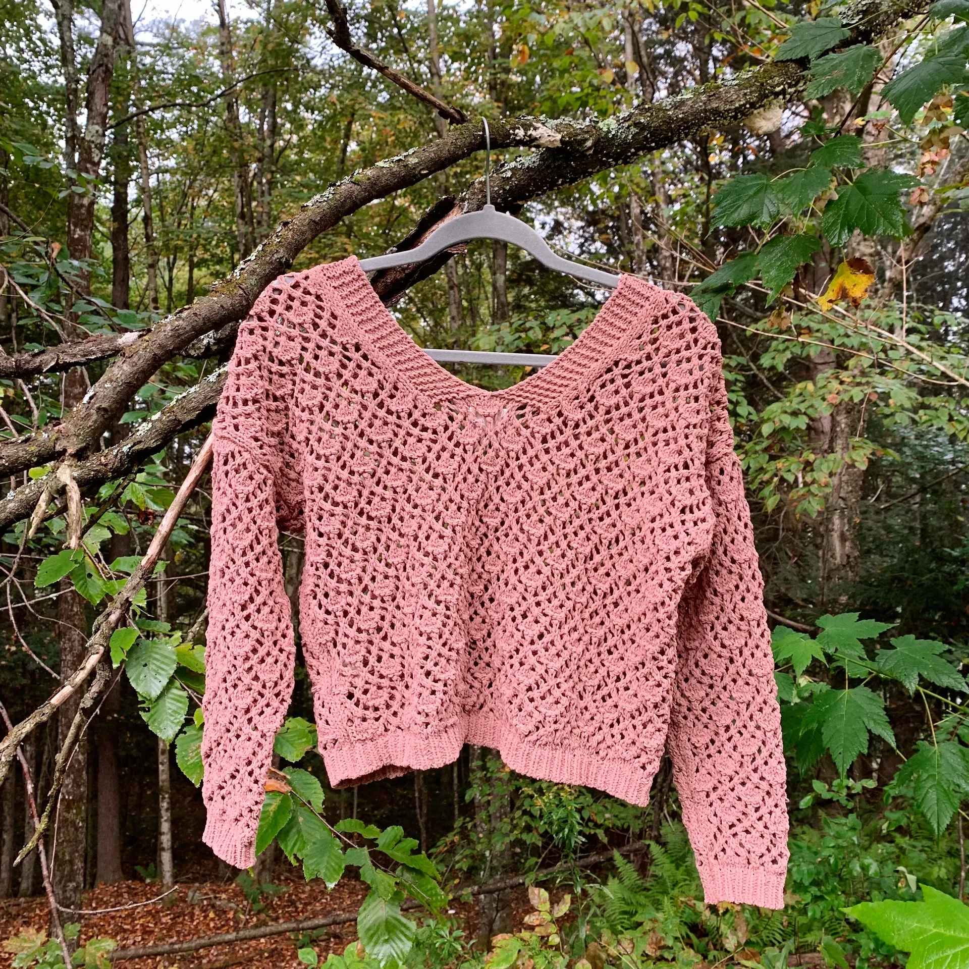 Nicole Miller Mauve Chunky Knit Button Up Cardigan Sweater - Image 2