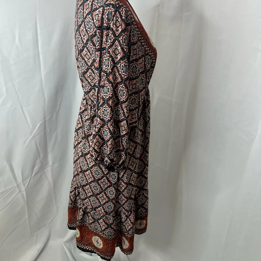 Renee C deep v neck dress size large - Image 3