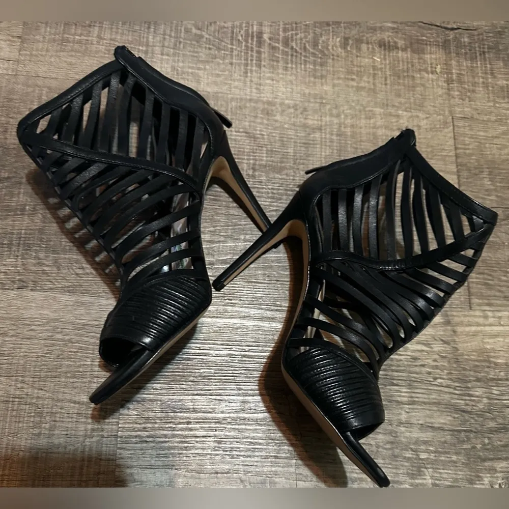 Nine West  gladiator  heels  preowned great shape size 6.5 - Image 3