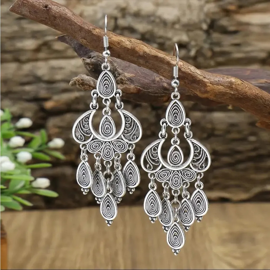Exquisite Vintage Style Chandelier Earrings Retro Silver‎ Tribal Design Silver - Image 5